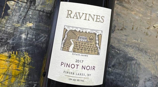 2017 Ravines Wine Cellars, Pinot Noir, New York, USA