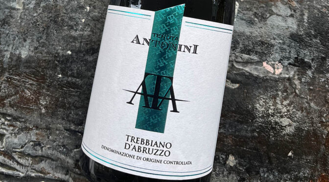 2021 Tenuta Antonini, Trebbiano d’Abruzzo, Abruzzo, Italien